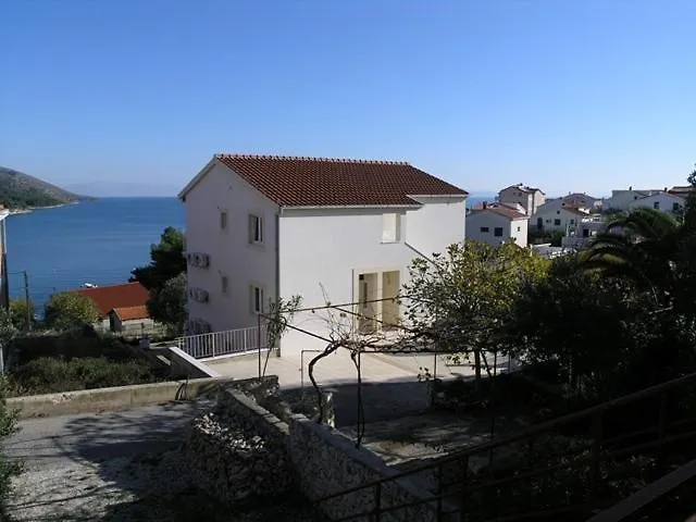 Apartment In Okrug Gornji With Sea View, Terrace, Air Conditioning, Wifi 5069-4 Croatia