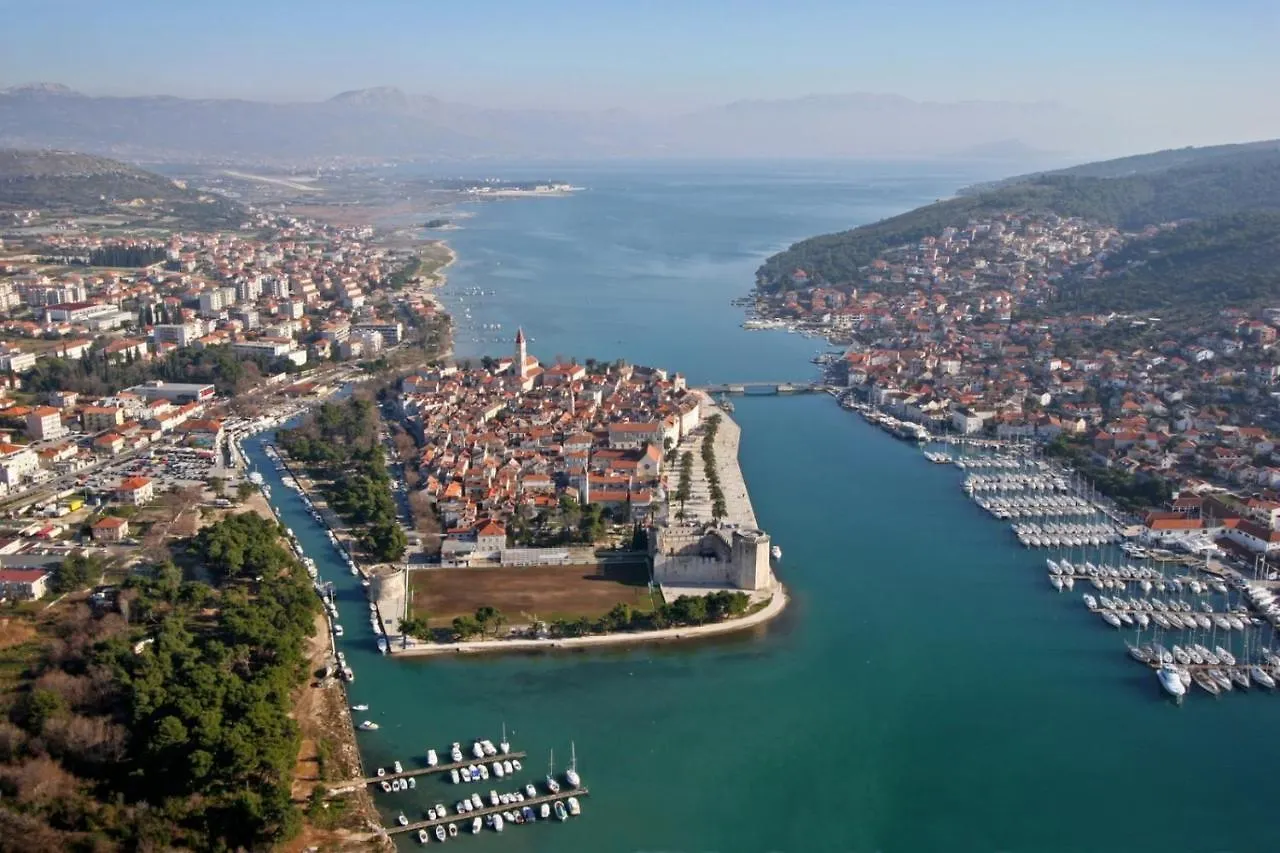 Apartment In Okrug Gornji With Sea View, Terrace, Air Conditioning, Wifi 5069-4 Croatia